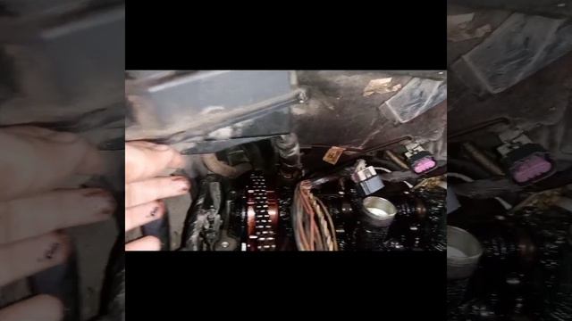 Saturn VUE 2008 3.6L Fuga de aceite en tapa de punterias moja bujias falla de cilindros смотреть онлайн