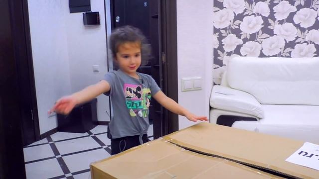 Аминка ПОТРАТИЛА ВСЕ ДЕНЬГИ и Купила НОВУЮ МАШИНУ смотреть онлайн