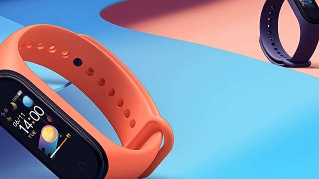 Смарт браслет Xiaomi mi Band 4 смотреть онлайн