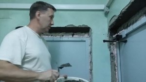 Как нарастить перемычку дверного проёма если дверь уже установлена