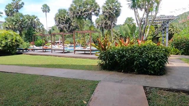 Пхукет - Найтон удивляет своими красотами - Naithonburi Beach Resort смотреть онлайн
