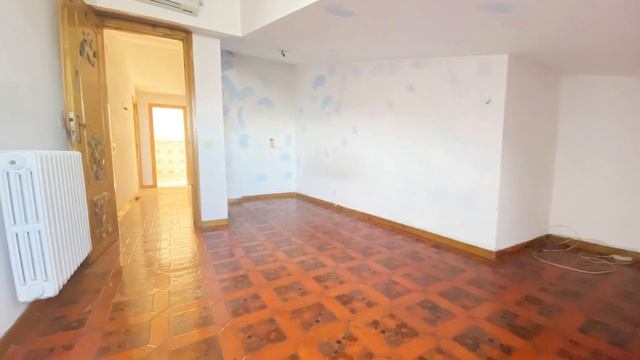 Forano: Mansarda con terrazzo panoramico смотреть онлайн