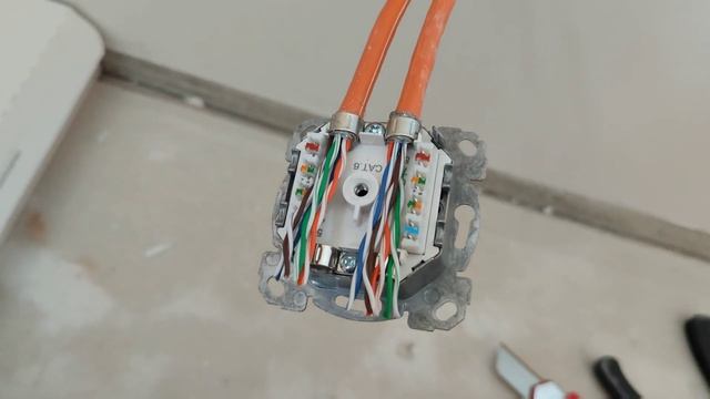 Как подключить интернет розетку. смотреть онлайн
