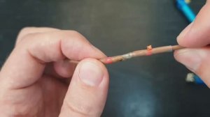 Термоусадка с припоем внутри.