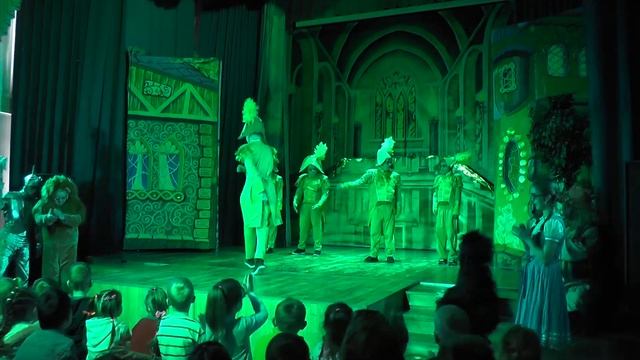 3. "Волшебник Изумрудного города" смотреть онлайн