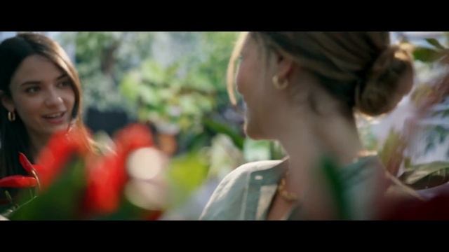 Découvrez la Lexus ES redessinée | Vidéo de présentation смотреть онлайн