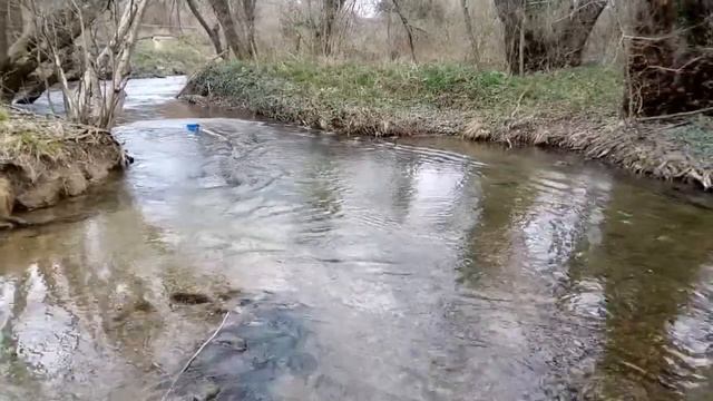 РУ лодка на реке. Б.К смотреть онлайн