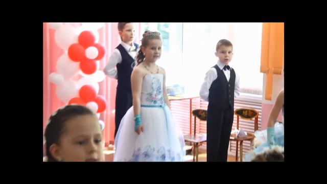 Песня "Мы теперь ученики!" смотреть онлайн