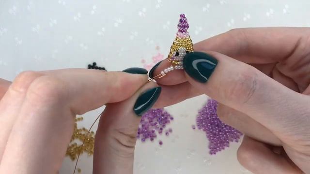 Фигурки из бисера для начинающих. Как сделать русалочку Андрину параллельным плетением? смотреть онлайн