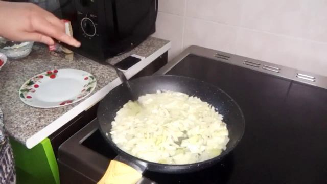 ЗАКУСКА ИЗ БАКЛАЖАН,🌺 помидор и болгарского перца!🔥Кулинария, еда каждый день! 😋 смотреть онлайн
