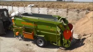 Кормораздатчик с горизонтальным расположением шнеков с фрезой ИСРК-12Ф