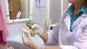 Проколоть уши ребёнку "пистолетом"