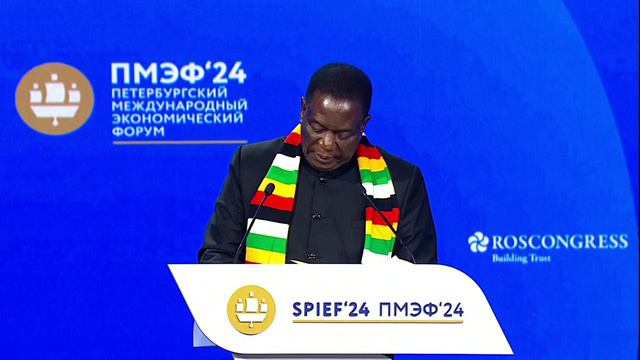 Путин принял участие в пленарном заседании XXVII Петербургского международного экономическо форума смотреть онлайн