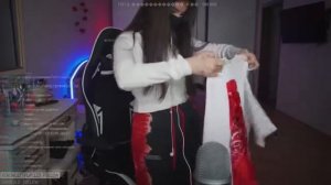 Tenderlybae СПАЛИЛА ГРДЬ НА СТРИМЕ