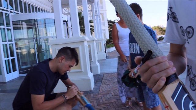 Surprise VISIT to an Protea cricket player смотреть онлайн