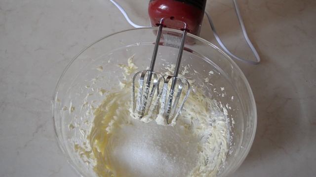 Как просто приготовить кекс с изюмом смотреть онлайн