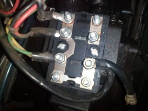 МТЗ-1221.Не работает розетка-прикуриватель.