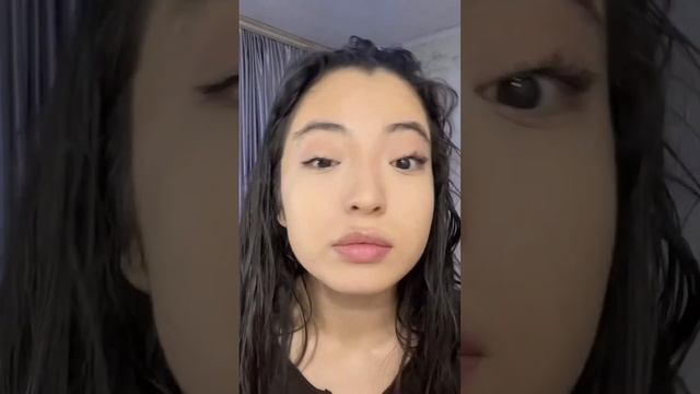 «ПОЧЕМУ ТЫ НЕ ВЫЩИПЫВАЕШЬ БРОВИ?» «ФУ!» ?? #брови смотреть онлайн