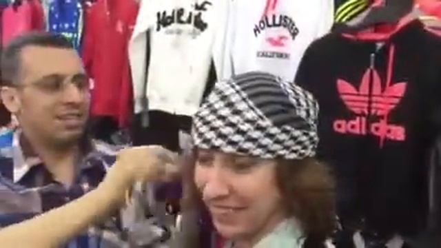 Учимся правильно завязывать арафатку))) смотреть онлайн