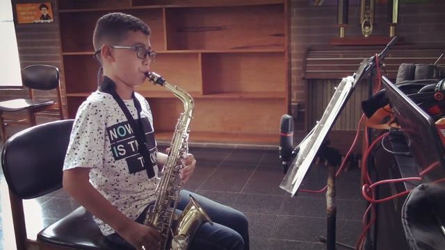 Emanuel Ramírez Cortés - Saxofón смотреть онлайн