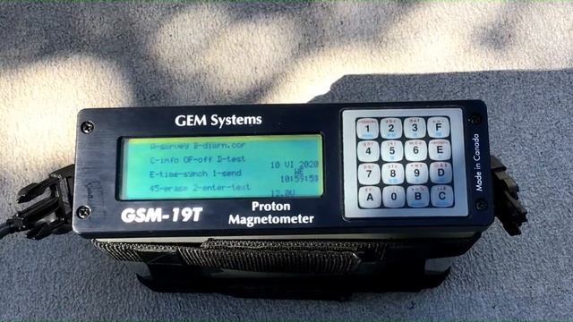 Magnetometer/Gradiometer Surveying with a GSM GEM-19T Proton Precession Magnetometer смотреть онлайн