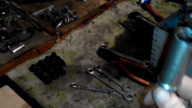 Как снять маслосьемный колпачок за 20 сек смотреть онлайн