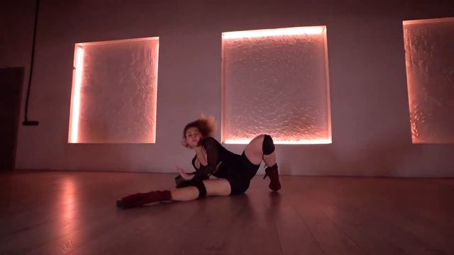 Buttons - The Pussycat Dolls || Choreo by Kris. Dance video - Strip plastic смотреть онлайн