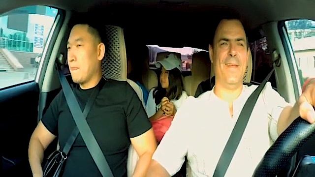 Игра № 1!   Поездка с очаровательной семьей в аэропорт!