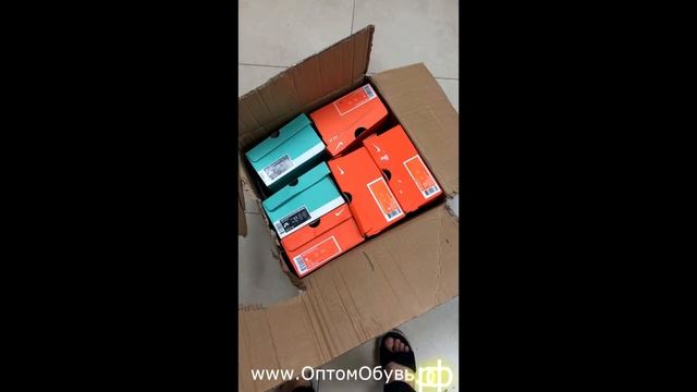 Кроссовки и обувь оптом в город Стерлитамак из Гуанчжоу. Оптовая поставка смотреть онлайн