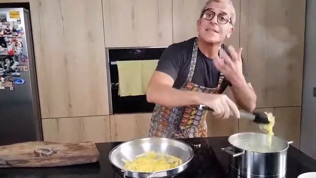 PASTA FETTUCCINE ALFREDO BURRO E PARMIGIANO  #easy   ITA ENG RUS SUB