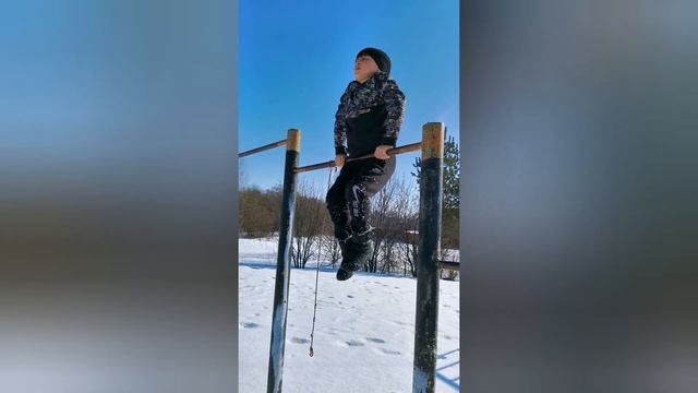 Внуки на выходных у деда. В. Н. Крючков смотреть онлайн