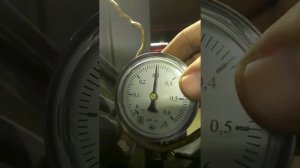 Замер давления топлива на S.Jimny JB23W K6AT 2004' видео 2