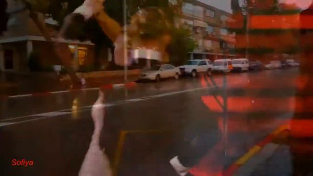 Авторская песня СПАСИБО, ЧТО Я ВМЕСТЕ С НЕЙ... смотреть онлайн