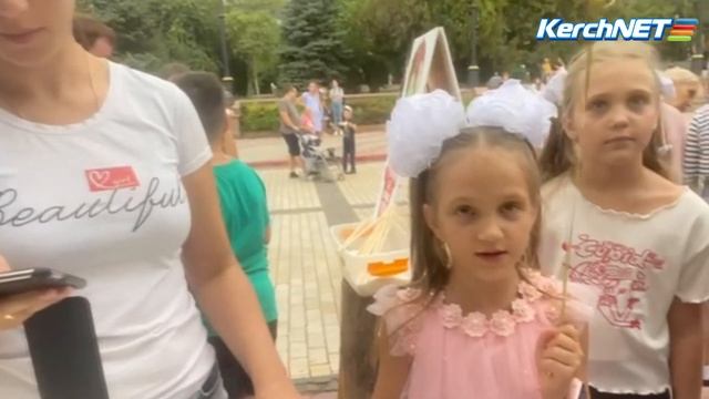 Школьники получили подарки за стихотворения смотреть онлайн