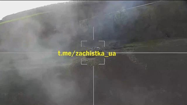 «Ланцет» поражает украинскую 152-мм САУ 2С3 «Акация» смотреть онлайн