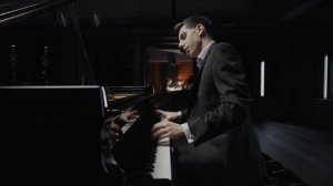 Р. Шуман - «Арлекин» и «Благородный вальс» из цикла «Карнавал» / Константин Хачикян (фортепиано)