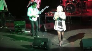 Успенская   А я живу, красивая