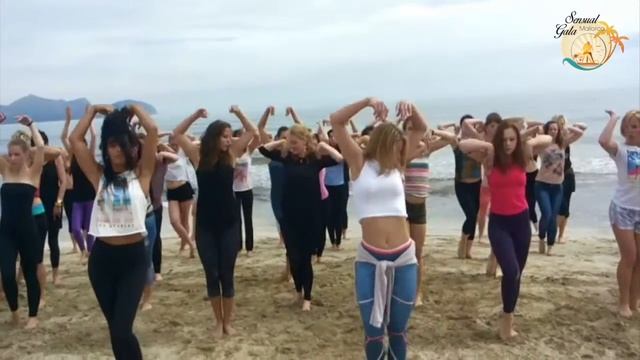 Bachata LADY STYLING with Christina @ SensualGala Mallorca 2016 смотреть онлайн