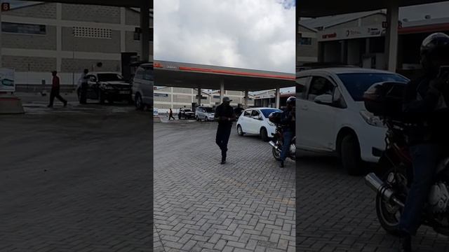 Найроби. Едем на сафари. Первые впечатления смотреть онлайн