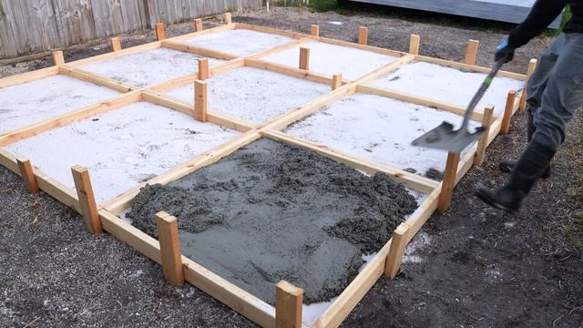 Making Extra Large Concrete Pavers ( DIY concrete patio ) смотреть онлайн