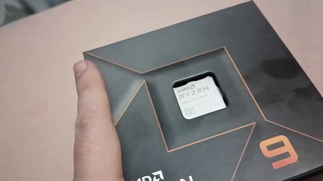 Обзор процесcора 7950X 16 ядер и 32 потока на новой архитектуре. смотреть онлайн