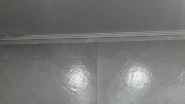 Готовим потолочные галтели в ванной к шпаклеванию смотреть онлайн