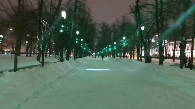 Прогулки по Москве. Новогодний Тверской бульвар смотреть онлайн