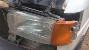 Замена левого указателя поворота VW Transporter T4