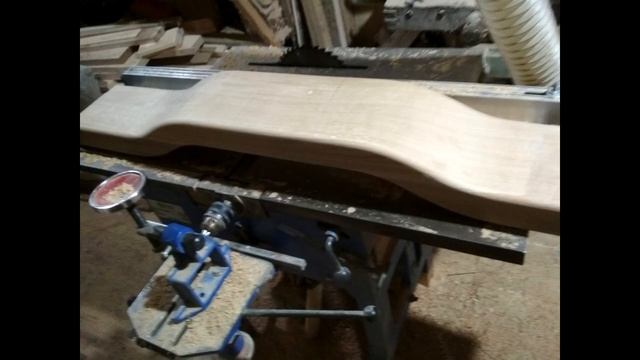 Резные ножки для обеденного стола из массива дуба (резьба)woodcarving