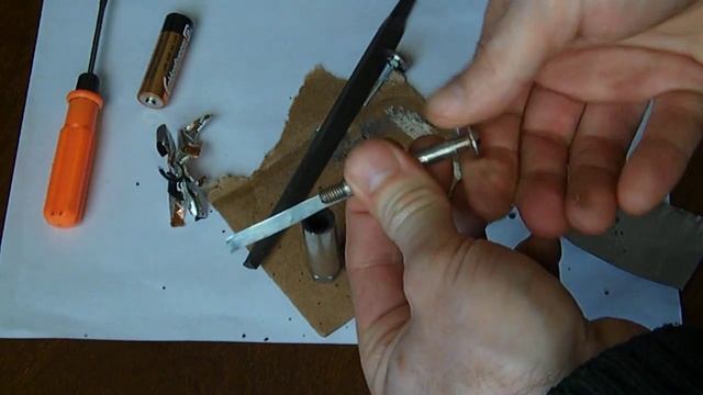 Самодельные батарейки (гальванические элементы) из убитых щелочных смотреть онлайн