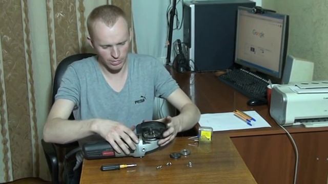 Обслуживание БОЛГАРКИ или смазка редуктора болгарки !!! смотреть онлайн