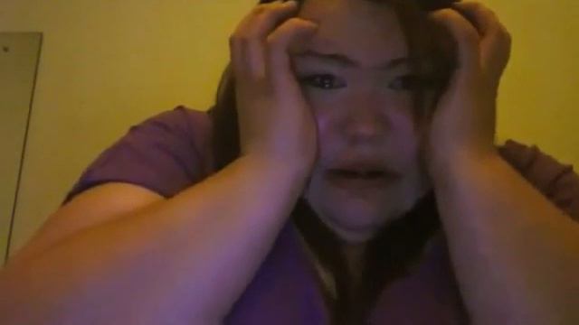 Fat Girl's Reaction To The Skyrim Trailer! смотреть онлайн