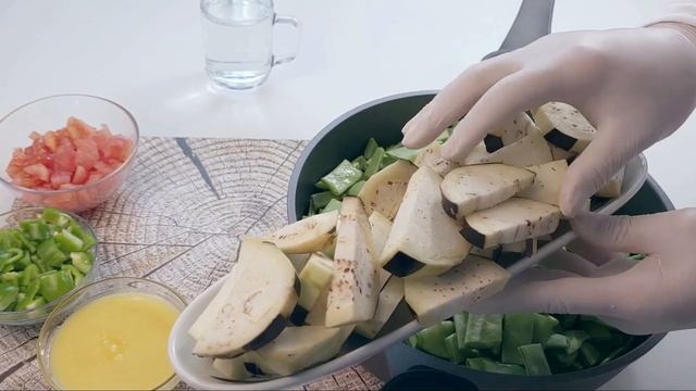 Зеленая Фасоль с Мясом и Овощами