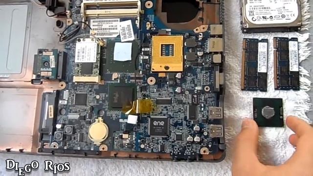 Mantenimiento de una Laptop HP 530 смотреть онлайн